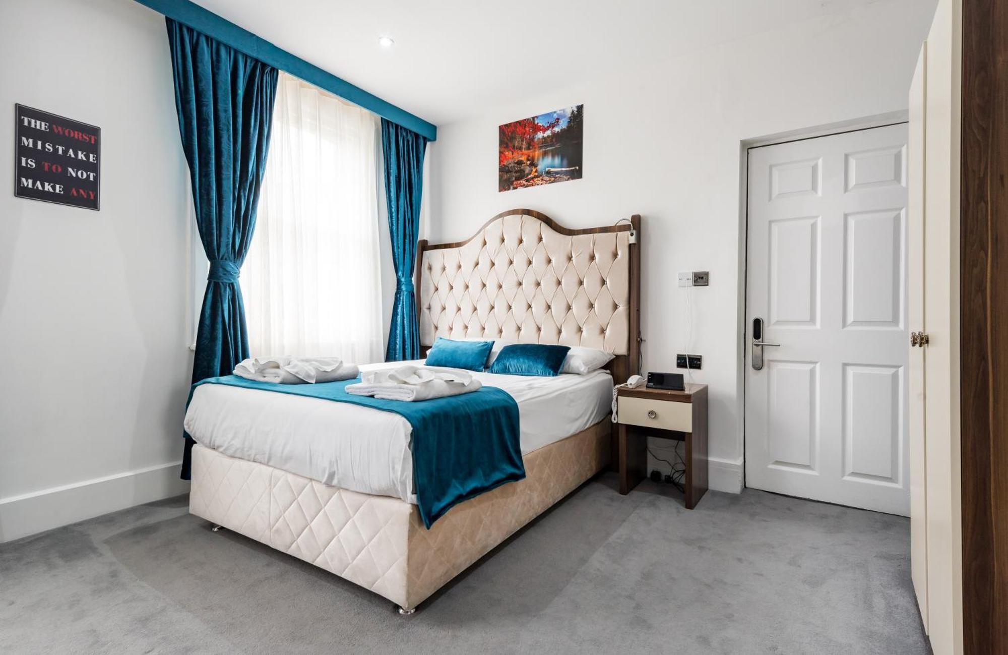 Vilenza Hotel ロンドン 部屋 写真